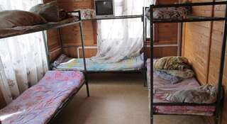 Гостевой дом Gostinitsa Marusya Бронницы Двухъярусная кровать в общем номере для мужчин-2